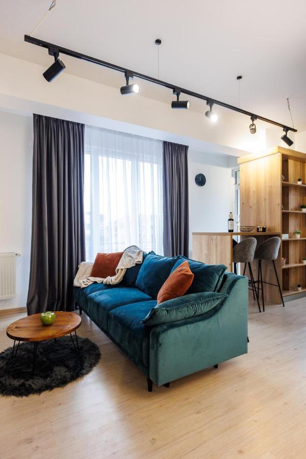 Touchdown Apartment Near Bucharest Airport Otopeni Bagian luar foto