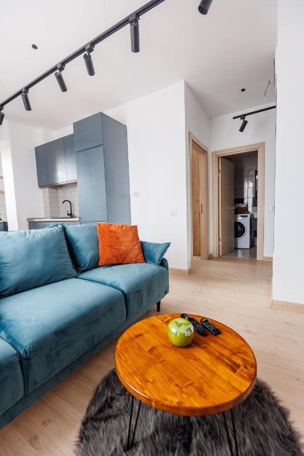 Touchdown Apartment Near Bucharest Airport Otopeni Bagian luar foto